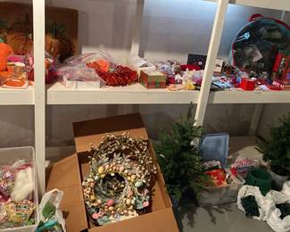 Miscellaneous Holiday Decor