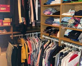Entire Womens Closet Size Small, 8.5 Shoe. Featuring J.Crew, Lululemon,Birkenstock And More
