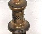 643 - Lamp - 29" Tall You are buying a used as-is electric/electronic item. We do not guarantee all components are present, and if it is not expressly stated, it is untested.