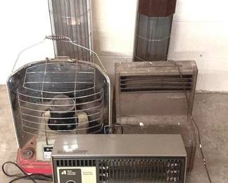1031 - Lot of Assorted Items You are buying a used as-is electric/electronic item. We do not guarantee all components are present, and if it is not expressly stated, it is untested.