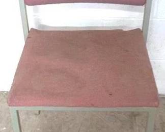 1117 - Chair - 32" x 18" x 20"