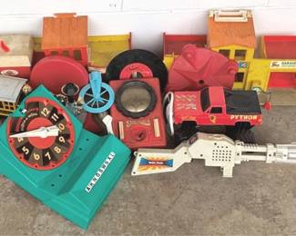 652 - Lot of Assorted Vintage Toys
