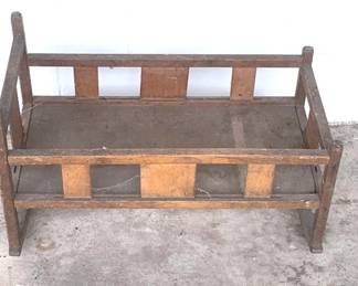 1174 - Doll Rocker Bed - 13" x 24" x 15"