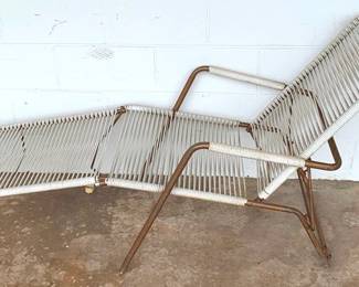 636 - Vintage Lounge Chair - 25" x 60" x 32"