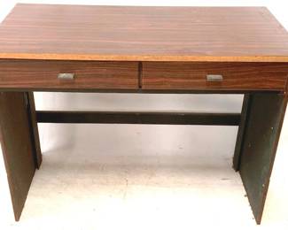 316 - Desk - 24" 42" x 20"