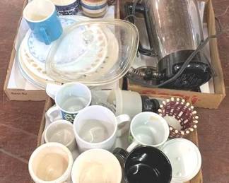 875 - Lot of Assorted Items You are buying a used as-is electric/electronic item. We do not guarantee all components are present, and if it is not expressly stated, it is untested.