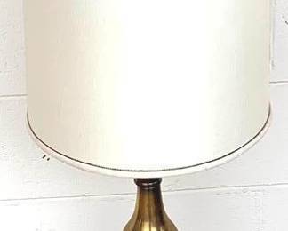 549 - Lamp - 34" Tall You are buying a used as-is electric/electronic item. We do not guarantee all components are present, and if it is not expressly stated, it is untested.