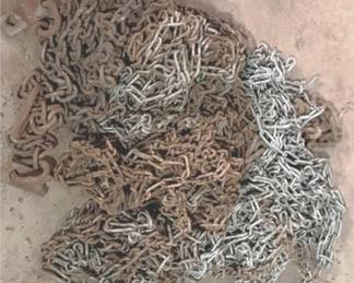 937 - Lot of Metal Chains