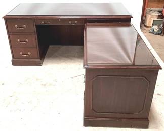 389 - L Shaped Desk with Glass Top - 29" x 65" x 30"