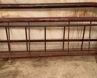 515 - Metal Headboard & Footboard - 36" x 32"