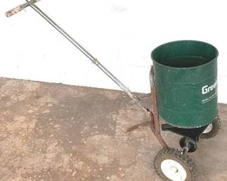 639 - Cyclone Seeder - 40" x 24" x 13"