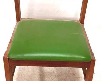 209 - Chair - 32" x 20" x 18"