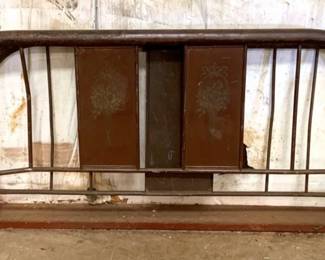 526 - Metal Headboard & Footboard - 56" x 30"