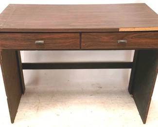 321 - Desk - 24" x 42" x 20"