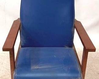 216 - Chair - 43" x 26" x 28"