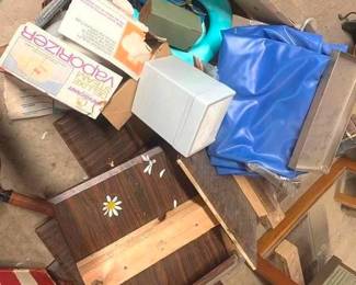 1087 - Lot of Assorted Items