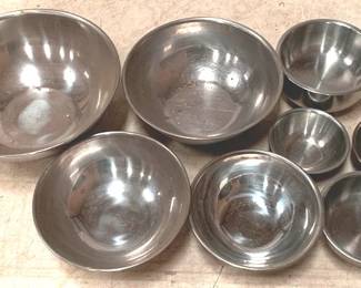 226 - Lot of 8 Stainless Steel Mixing Bowls