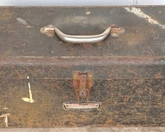 671 - Craftsman Toolbox - 8" x 18" x 9"