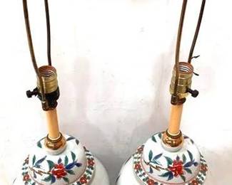 530 - 2 Lamps - 32" Tall You are buying a used as-is electric/electronic item. We do not guarantee all components are present and if it is not expressly stated, it is untested.