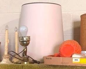 1136 - Shelf Lot (Top)