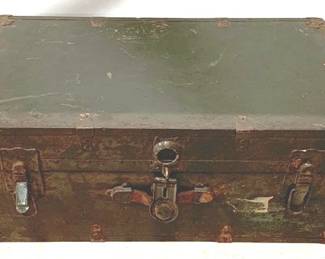 354 - Flat Top Trunk w/ tray - 13" x 30" x 15"