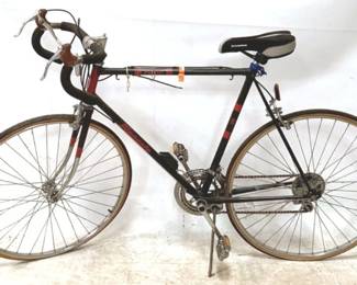 421 - Pinnacle Pro 1212 Bike - 26" Wheel