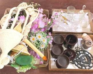 819 - Lot of Assorted Items