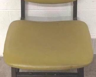 1108 - Chair - 32" x 18" x 21"