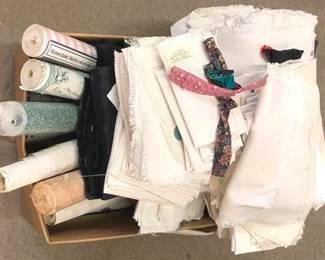 886 - Box Lot of Assorted Items