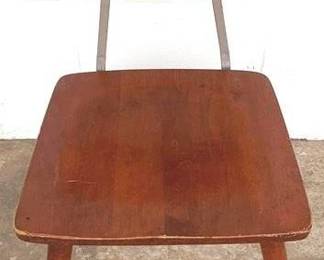 585 - Chair - 30" x 16" x 16"