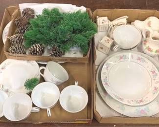 888 - 2 Trays of Assorted Items