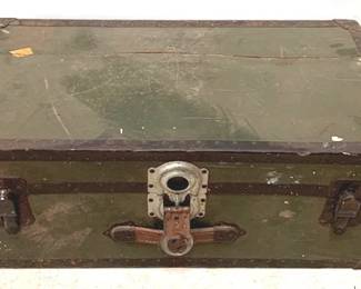 395 - Flat Top Trunk - 12" x 30" x 16"