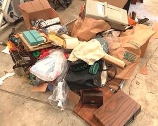 493 - Lot of Assorted Items
