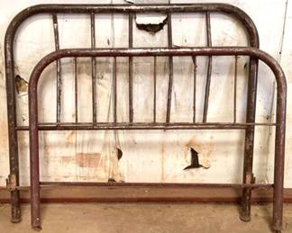 521 - Metal Headboard & Footboard - 54" x 48"