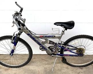 697 - Pacific YX240 Bike - 24" Wheel