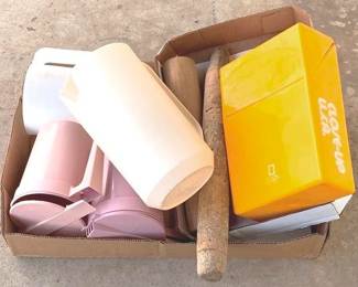 788 - Lot of Assorted Items