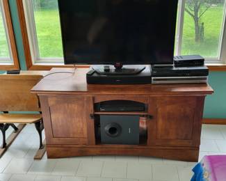 FLAT SCREEN TV