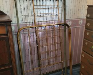 ANTIQUE BRASS CRIB