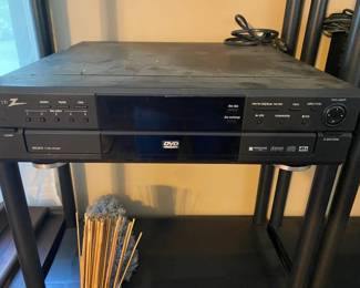 ZENITH CD PLAYER