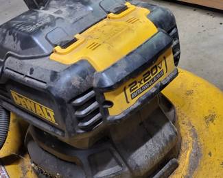 DEWALY BO MOWER