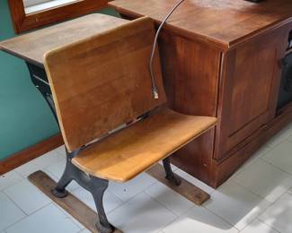 OLD STUDENT DESK