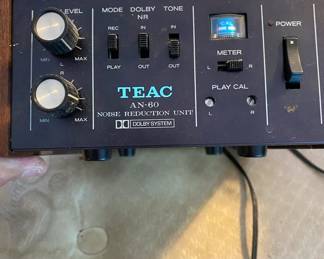 TEAC NOISE REDUCTION