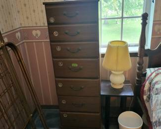 LINEN CHEST
