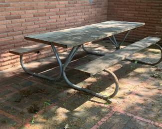 Picnic Table (Please see Blue Moon Team Member for Assistance)