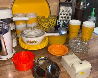 Vintage kitchen items