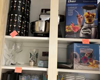 Lots of kitchenware & small appliances.