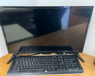 flatscreen & keyboard