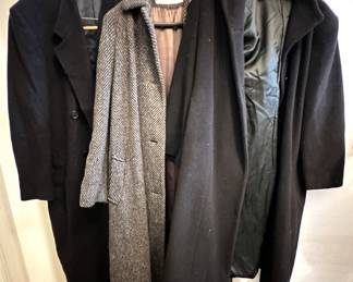 3 Large Vintage Wool Coats By Cinzia Rocca, Lord &Taylor & Perry Ellis
Lot #: 68