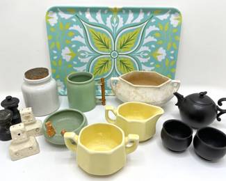 Museum Of Modern Art Melamine Tray, Squirrel Mimi Bowl, Mini Tea Set, Salt & Pepper Shakers & More (13 Pieces)
Lot #: 42
