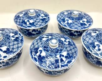Set 5 New Japanese Covered Bowls In Original Bo Lot #: 78